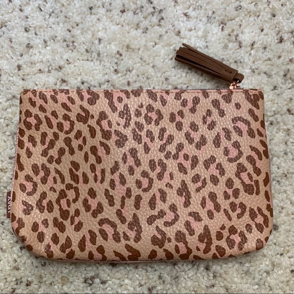 ⭐️3 for 10⭐️ Ipsy bag - Picture 2 of 5